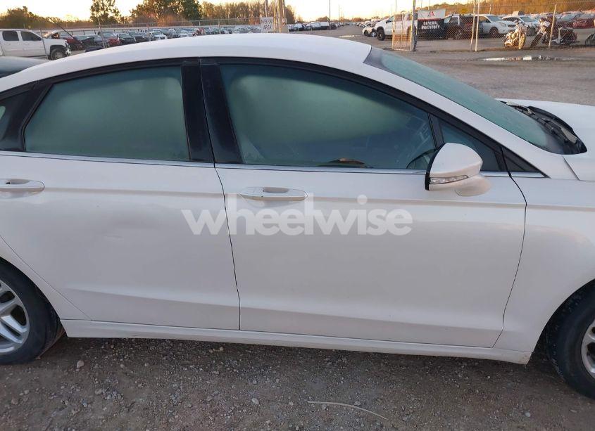Photo 13 of 2013 Ford Fusion SE (VIN 3FA6P0HRXDR246638)