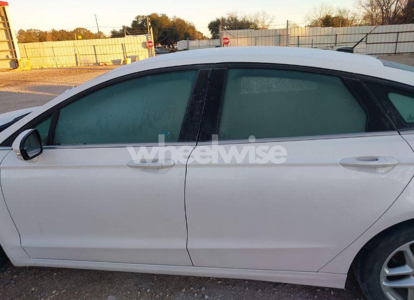 Photo 14 of 2013 Ford Fusion SE (VIN 3FA6P0HRXDR246638)