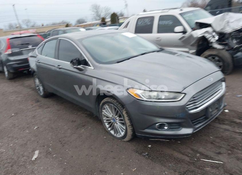 2013 Ford Fusion SE (VIN 3FA6P0HRXDR253198) main photo