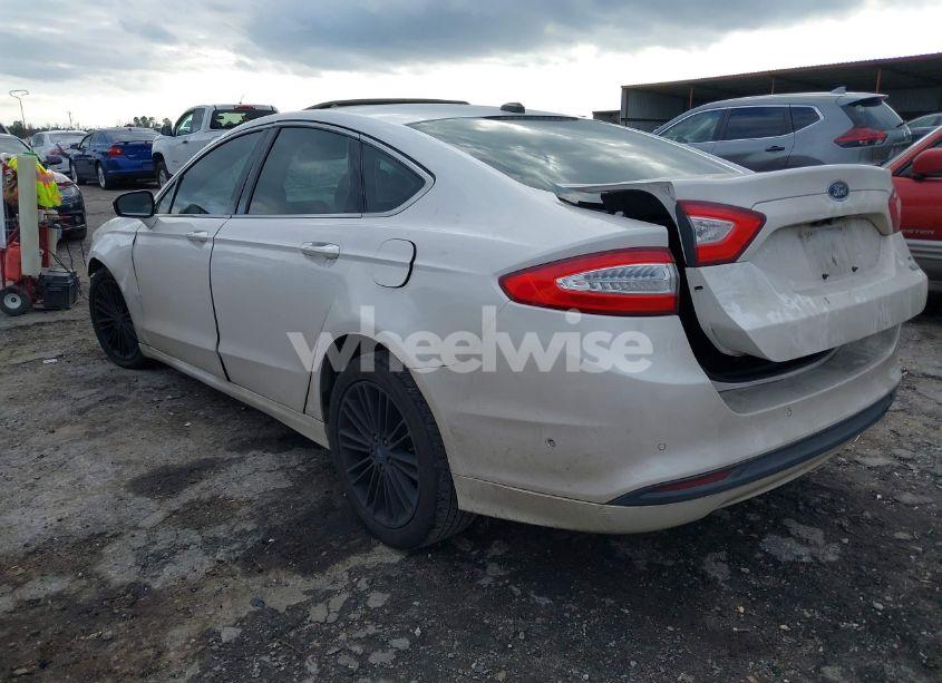 Photo 3 of 2013 Ford Fusion SE (VIN 3FA6P0HRXDR254495)