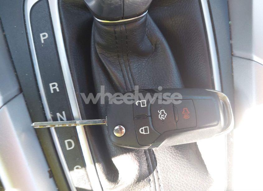 Photo 11 of 2013 Ford Fusion SE (VIN 3FA6P0HRXDR256912)
