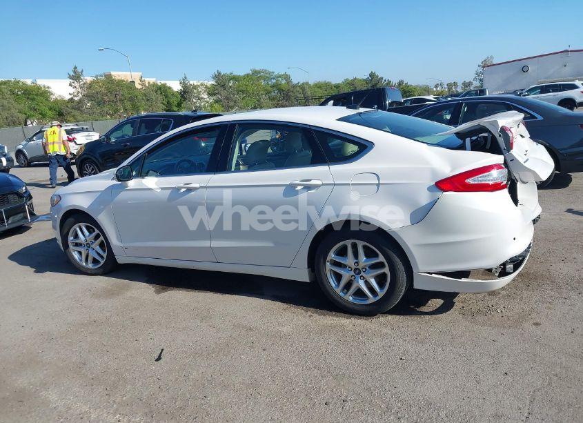 Photo 15 of 2013 Ford Fusion SE (VIN 3FA6P0HRXDR261124)