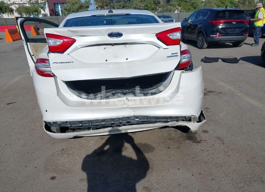 Photo 6 of 2013 Ford Fusion SE (VIN 3FA6P0HRXDR261124)