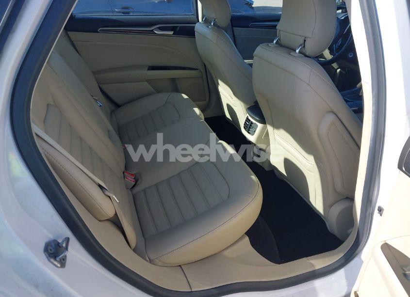 Photo 8 of 2013 Ford Fusion SE (VIN 3FA6P0HRXDR261124)