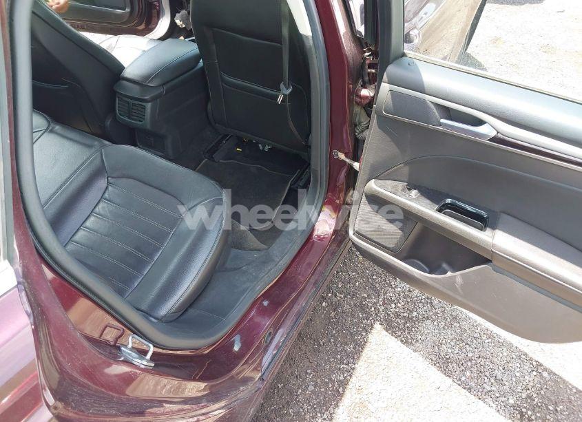 Photo 8 of 2013 Ford Fusion SE (VIN 3FA6P0HRXDR298948)