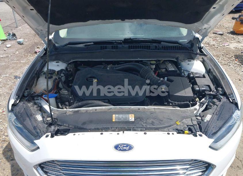 Photo 10 of 2013 Ford Fusion SE (VIN 3FA6P0HRXDR305946)