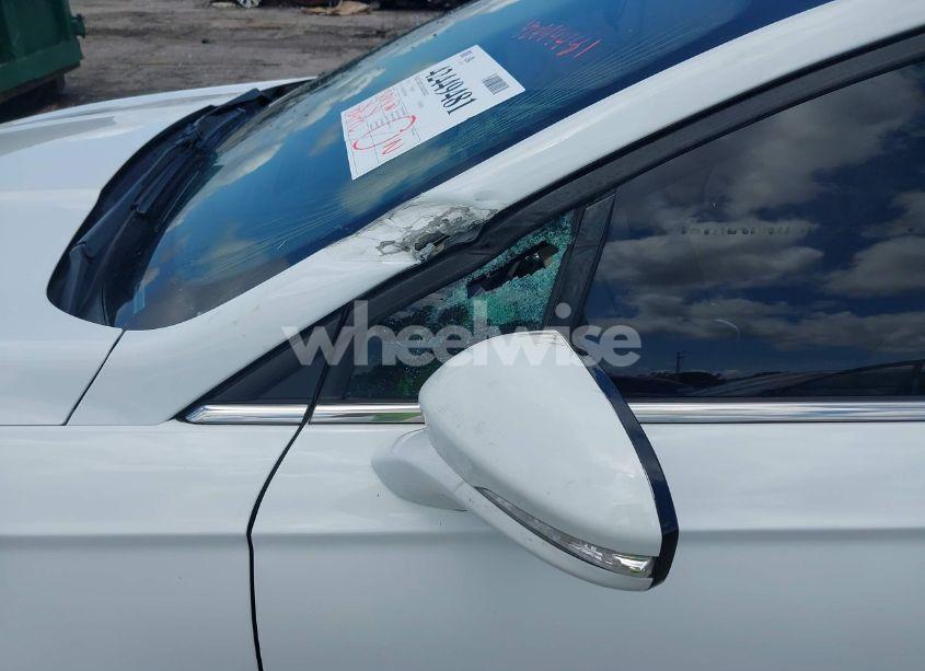 Photo 6 of 2013 Ford Fusion SE (VIN 3FA6P0HRXDR305946)