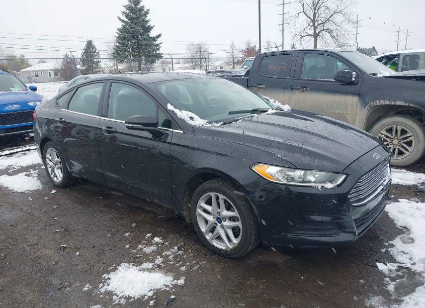 2013 Ford Fusion SE (VIN 3FA6P0HRXDR321855) main photo