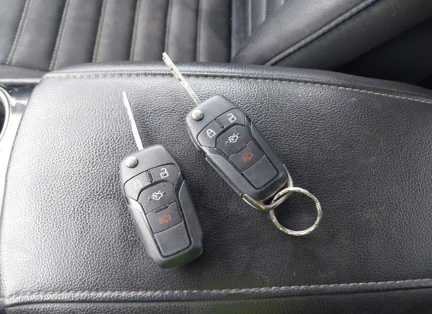 Photo 11 of 2013 Ford Fusion SE (VIN 3FA6P0HRXDR321855)