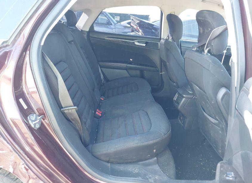 Photo 8 of 2013 Ford Fusion SE (VIN 3FA6P0HRXDR324335)