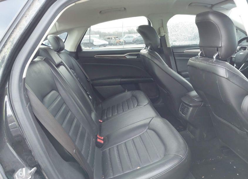 Photo 8 of 2013 Ford Fusion SE (VIN 3FA6P0HRXDR343516)