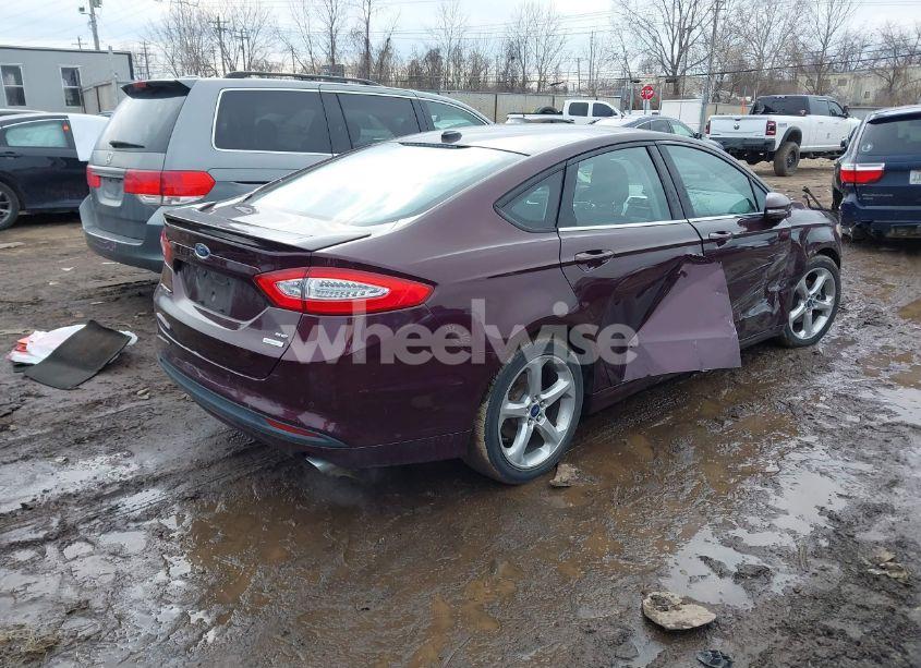 Photo 4 of 2013 Ford Fusion SE (VIN 3FA6P0HRXDR358548)