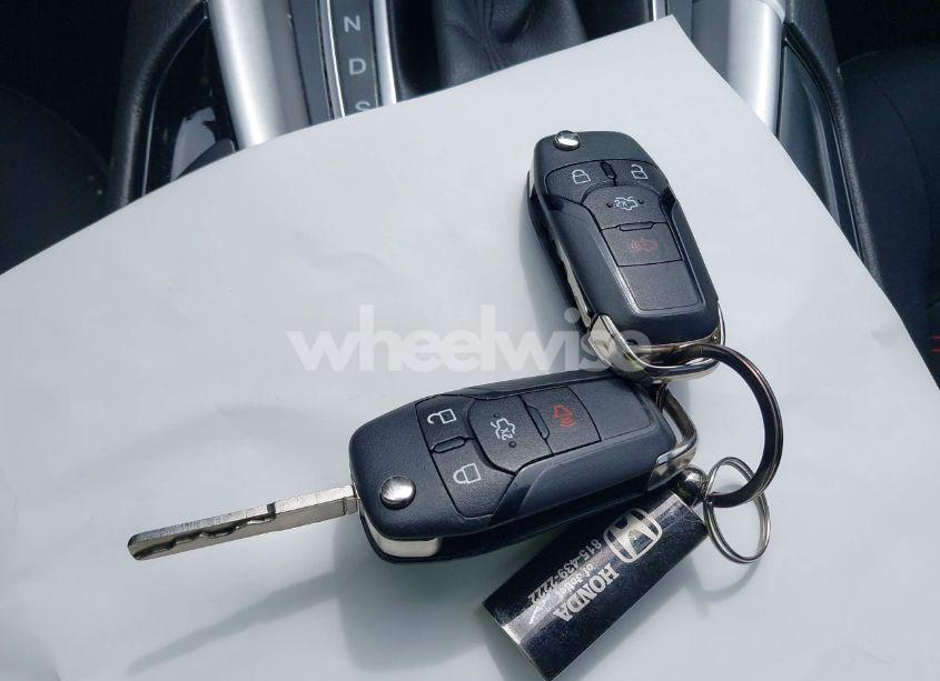 Photo 11 of 2013 Ford Fusion SE (VIN 3FA6P0HRXDR369761)