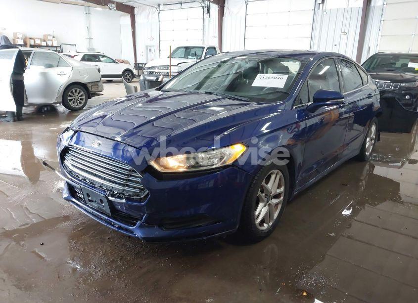 Photo 2 of 2013 Ford Fusion SE (VIN 3FA6P0HRXDR370750)
