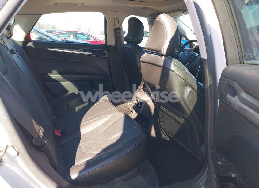 Photo 8 of 2016 Ford Fusion TITANIUM (VIN 3FA6P0K90GR257404)