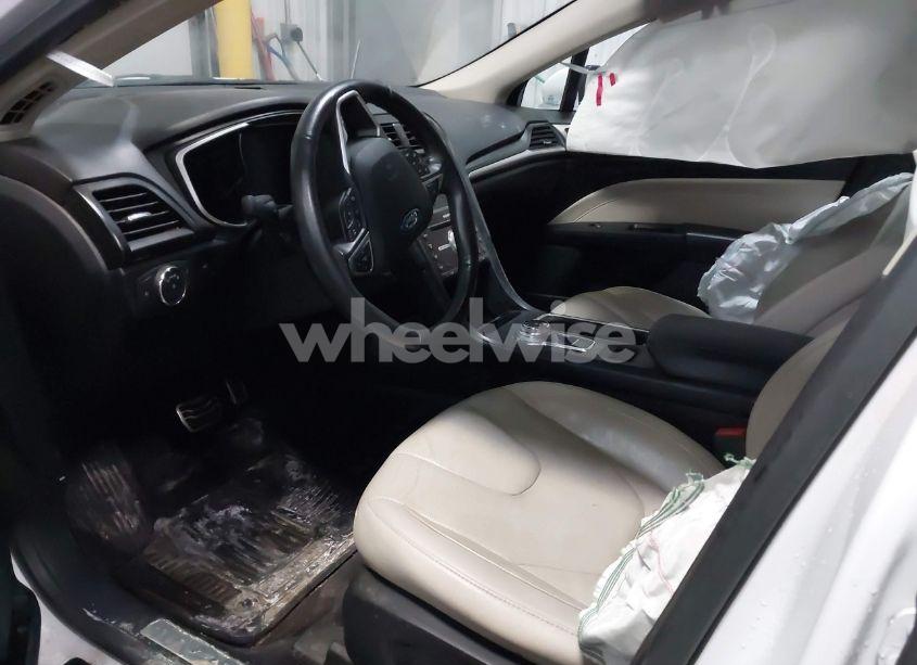 Photo 5 of 2017 Ford Fusion TITANIUM (VIN 3FA6P0K90HR124062)