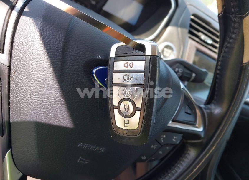 Photo 11 of 2017 Ford Fusion TITANIUM (VIN 3FA6P0K90HR168031)