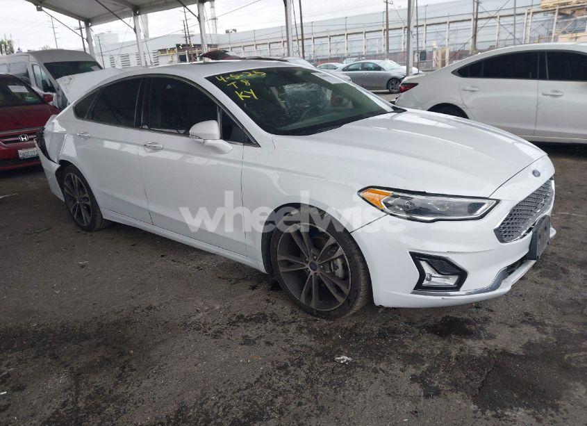 2019 Ford Fusion TITANIUM (VIN 3FA6P0K90KR236674) main photo