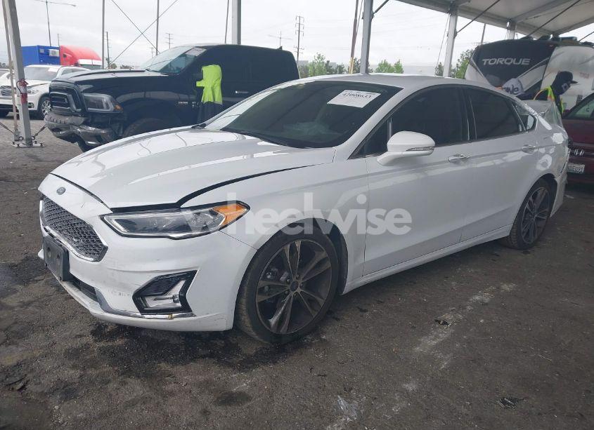 Photo 2 of 2019 Ford Fusion TITANIUM (VIN 3FA6P0K90KR236674)