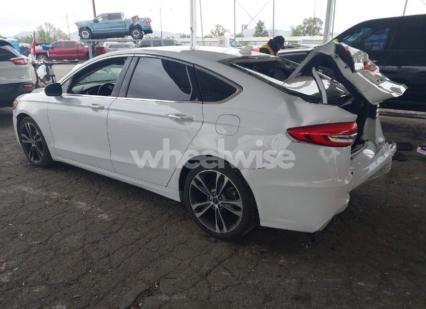 Photo 3 of 2019 Ford Fusion TITANIUM (VIN 3FA6P0K90KR236674)