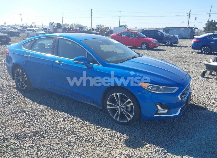 2020 Ford Fusion TITANIUM (VIN 3FA6P0K90LR206883) main photo