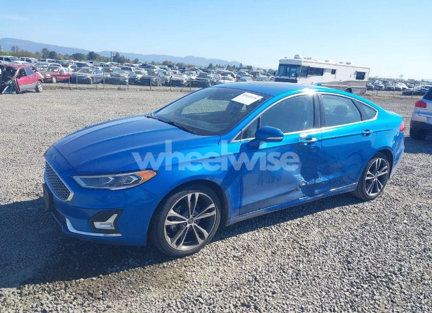 Photo 2 of 2020 Ford Fusion TITANIUM (VIN 3FA6P0K90LR206883)