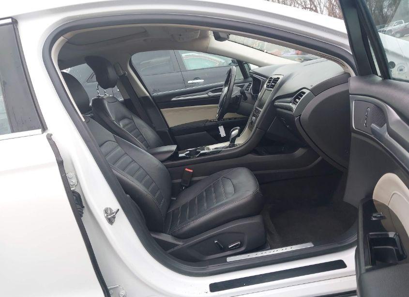 Photo 5 of 2015 Ford Fusion TITANIUM (VIN 3FA6P0K91FR196742)