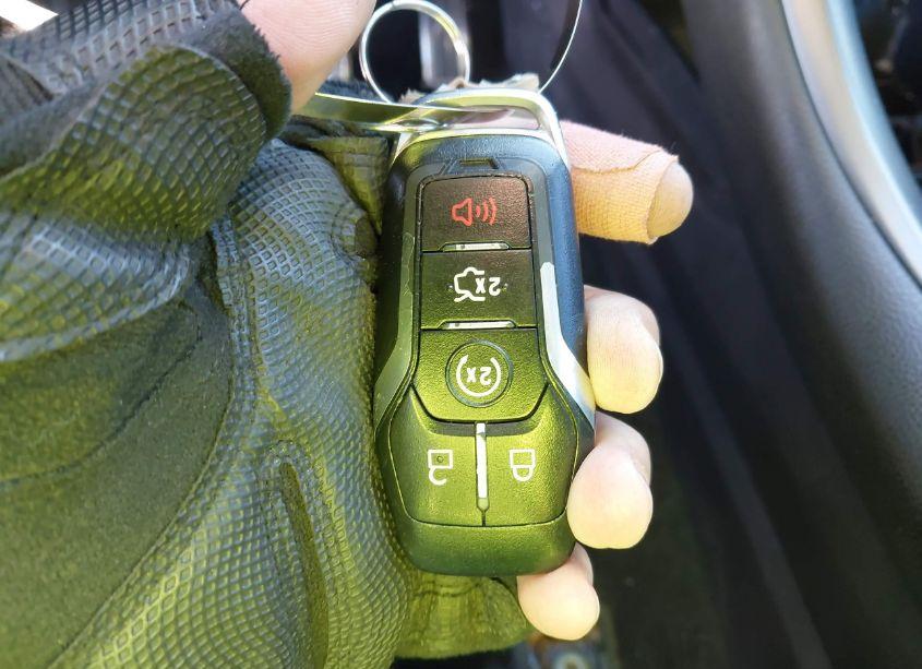 Photo 11 of 2016 Ford Fusion TITANIUM (VIN 3FA6P0K91GR390947)