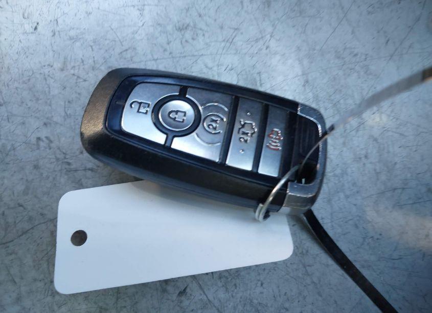 Photo 11 of 2017 Ford Fusion TITANIUM (VIN 3FA6P0K91HR112700)