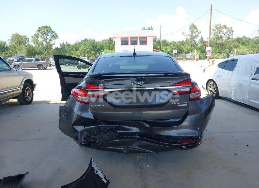 Photo 6 of 2017 Ford Fusion TITANIUM (VIN 3FA6P0K91HR146572)