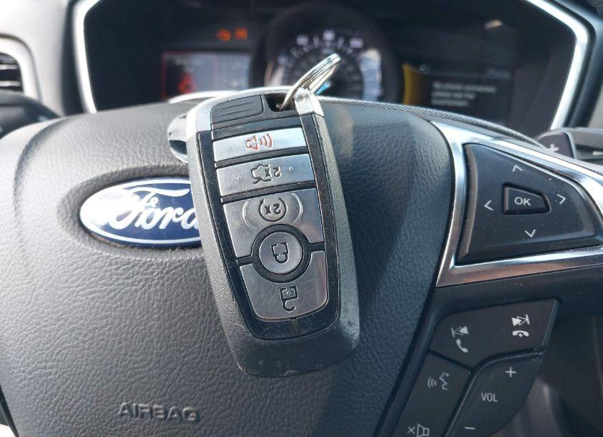 Photo 11 of 2020 Ford Fusion TITANIUM (VIN 3FA6P0K91LR173957)