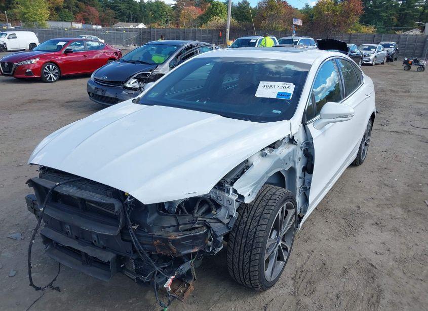 Photo 2 of 2020 Ford Fusion TITANIUM (VIN 3FA6P0K91LR173957)