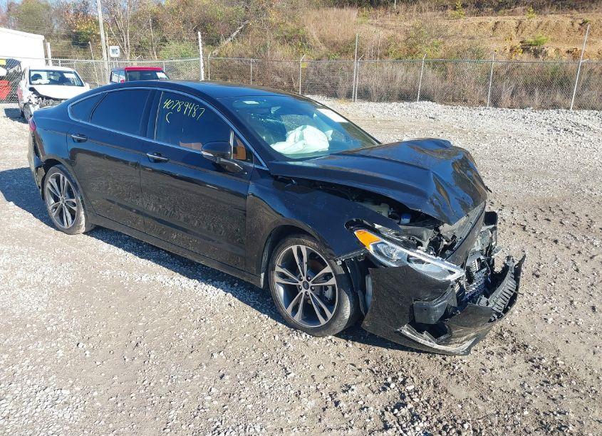 2020 Ford Fusion TITANIUM (VIN 3FA6P0K91LR175773) main photo