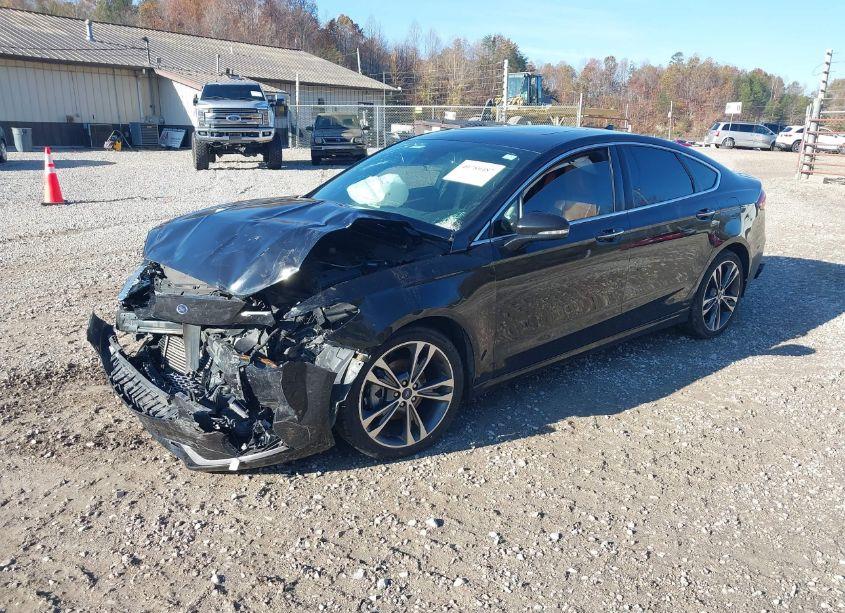 Photo 2 of 2020 Ford Fusion TITANIUM (VIN 3FA6P0K91LR175773)