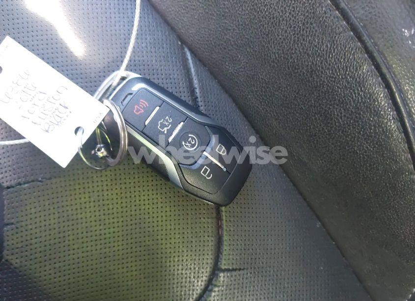 Photo 11 of 2016 Ford Fusion TITANIUM (VIN 3FA6P0K92GR109528)