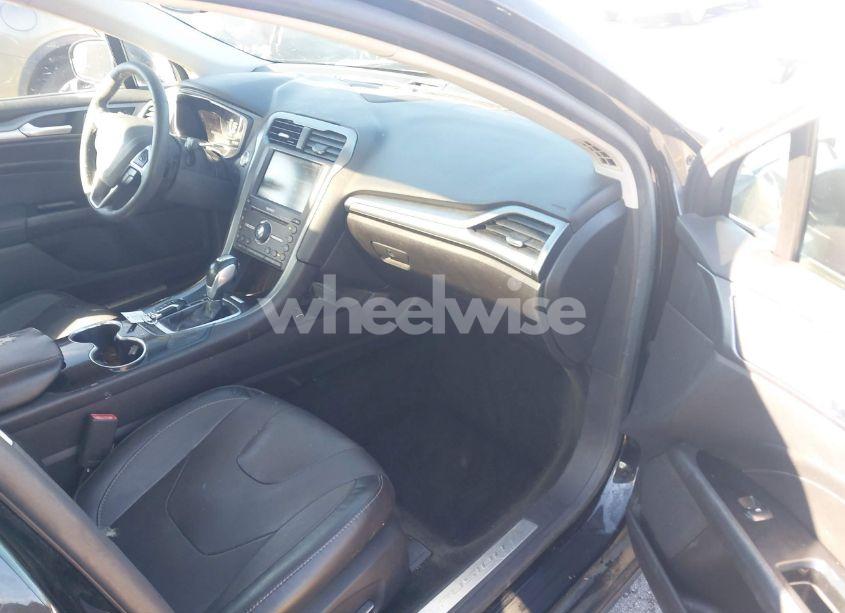 Photo 5 of 2016 Ford Fusion TITANIUM (VIN 3FA6P0K92GR109528)