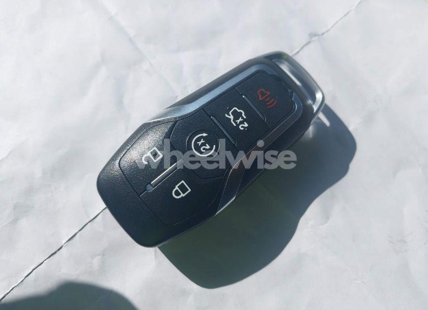 Photo 11 of 2016 Ford Fusion TITANIUM (VIN 3FA6P0K92GR400269)