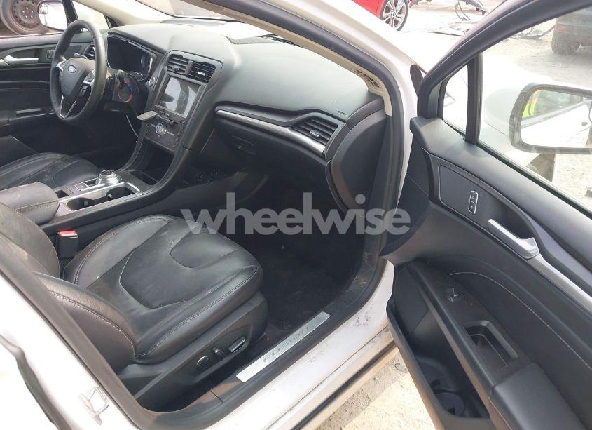 Photo 5 of 2017 Ford Fusion TITANIUM (VIN 3FA6P0K92HR396113)