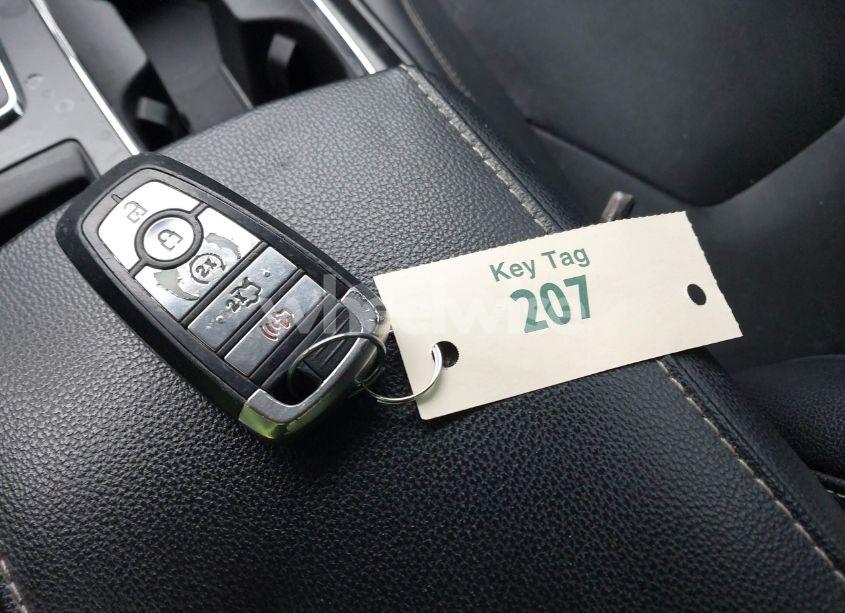 Photo 11 of 2018 Ford Fusion TITANIUM (VIN 3FA6P0K92JR272462)