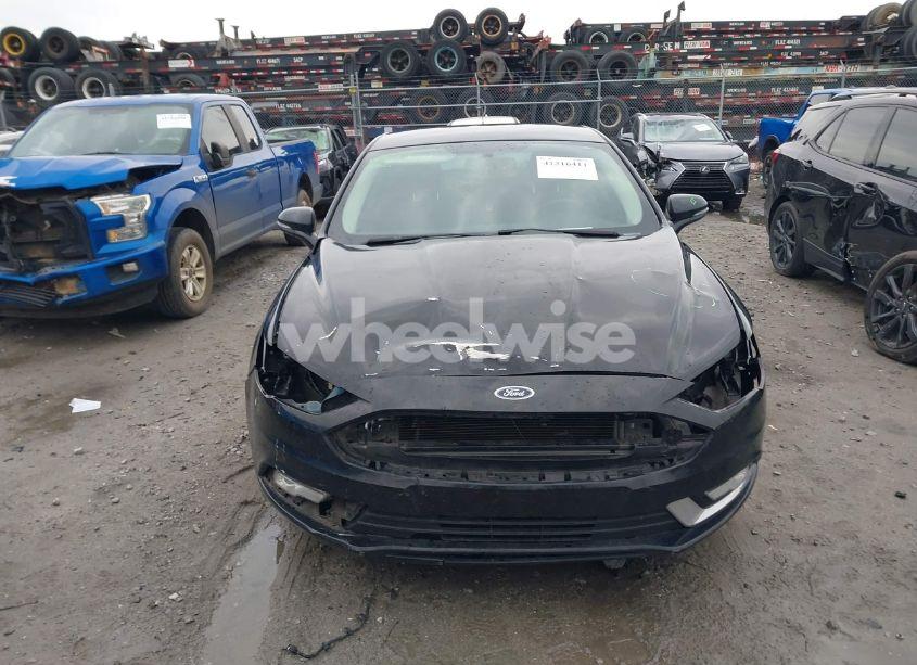 Photo 13 of 2018 Ford Fusion TITANIUM (VIN 3FA6P0K92JR272462)