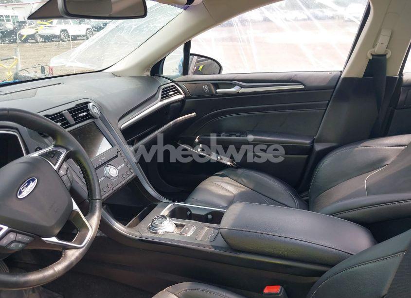 Photo 5 of 2019 Ford Fusion TITANIUM (VIN 3FA6P0K92KR172475)