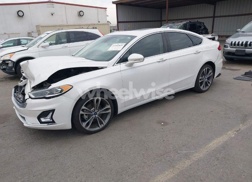 Photo 2 of 2020 Ford Fusion TITANIUM (VIN 3FA6P0K92LR103416)