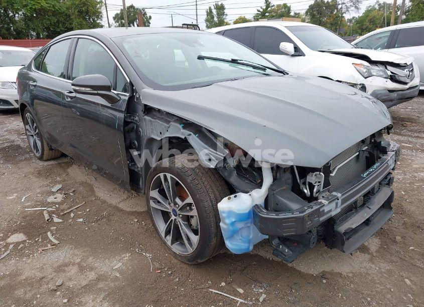 2020 Ford Fusion TITANIUM (VIN 3FA6P0K92LR119924) main photo