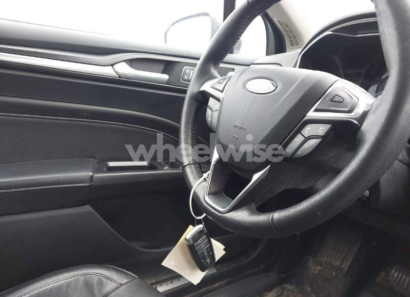 Photo 11 of 2020 Ford Fusion TITANIUM (VIN 3FA6P0K92LR119924)