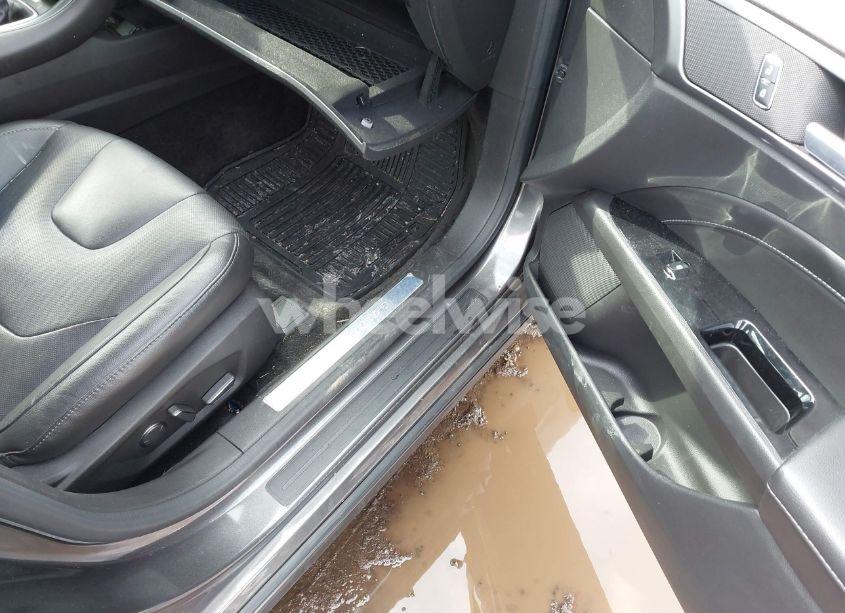 Photo 5 of 2015 Ford Fusion TITANIUM (VIN 3FA6P0K93FR158767)