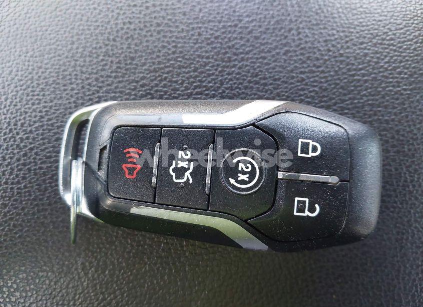 Photo 11 of 2016 Ford Fusion TITANIUM (VIN 3FA6P0K93GR207497)