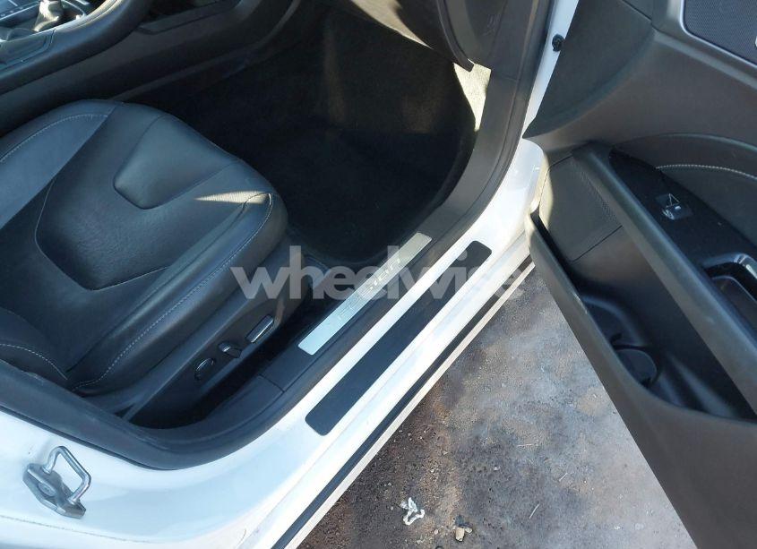 Photo 5 of 2016 Ford Fusion TITANIUM (VIN 3FA6P0K93GR344875)