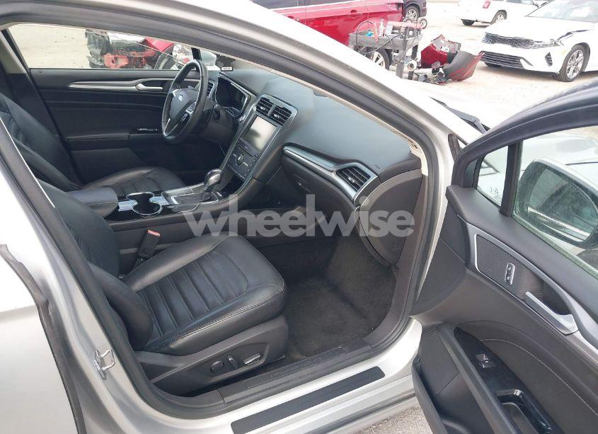 Photo 5 of 2016 Ford Fusion TITANIUM (VIN 3FA6P0K93GR362082)