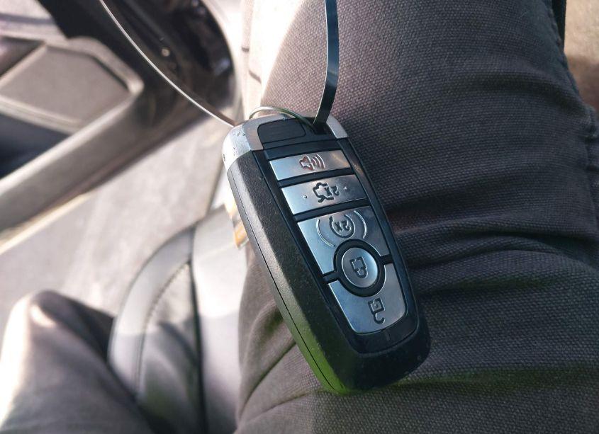 Photo 11 of 2017 Ford Fusion TITANIUM (VIN 3FA6P0K93HR116392)