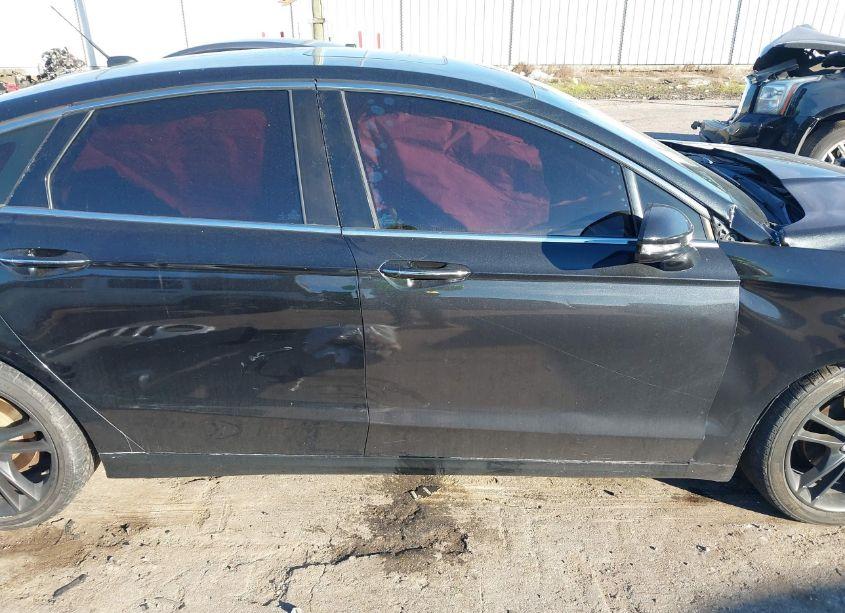 Photo 12 of 2014 Ford Fusion TITANIUM (VIN 3FA6P0K94ER102805)